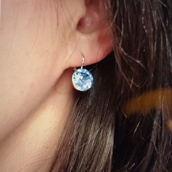 Authentic Swarovski MINI Bella Blue Crystal Bezel Rhodium Lever Back Earrings - Picture 2 of 16